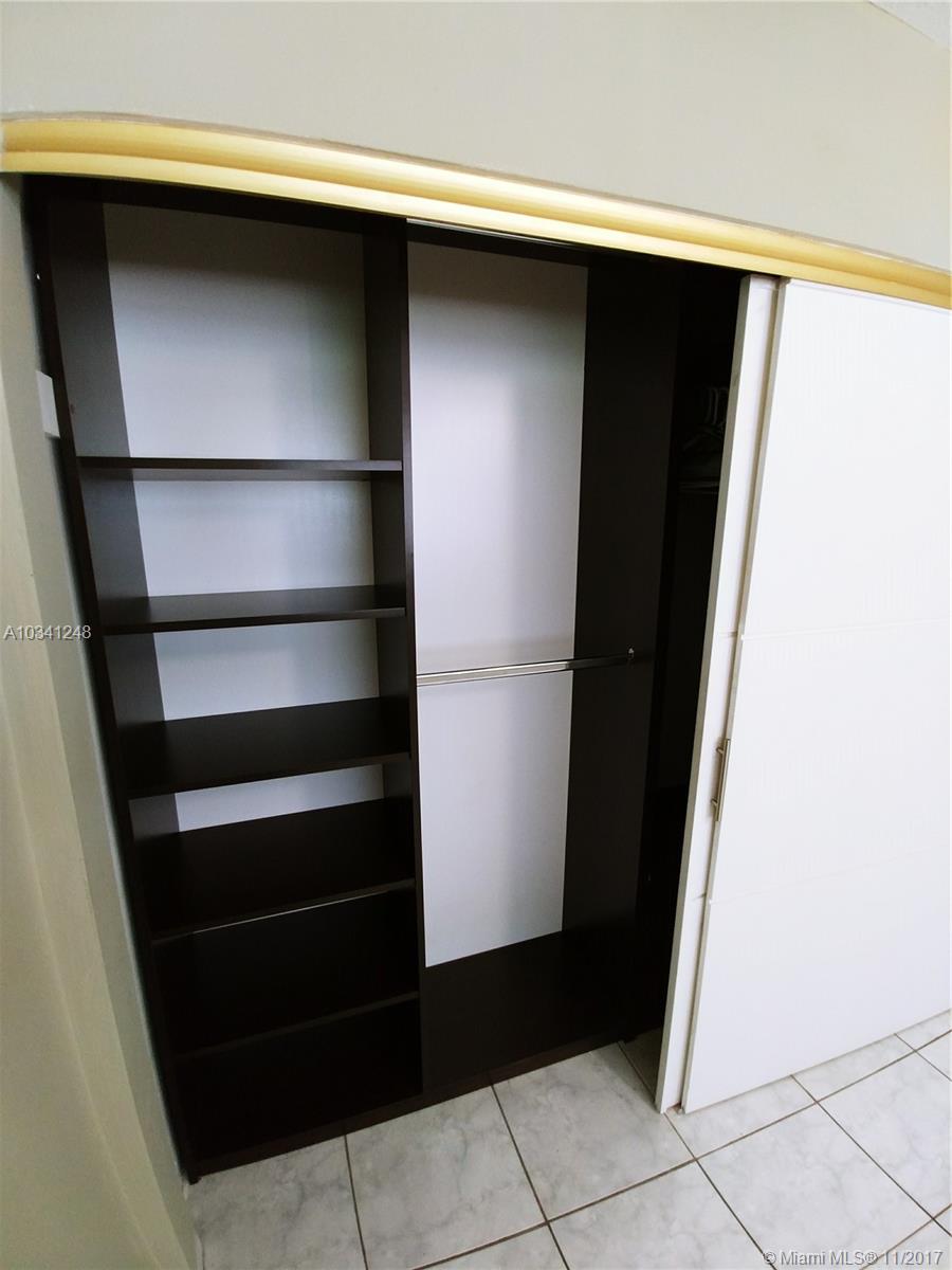 STAR LAKE ESTATES NO 1 CO - Residential Lease