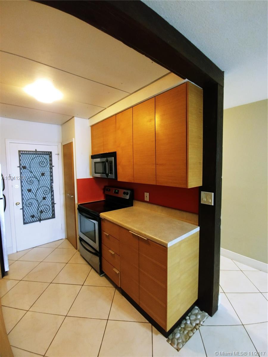 STAR LAKE ESTATES NO 1 CO - Residential Lease