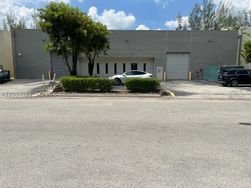 2281 NW 95th Ave