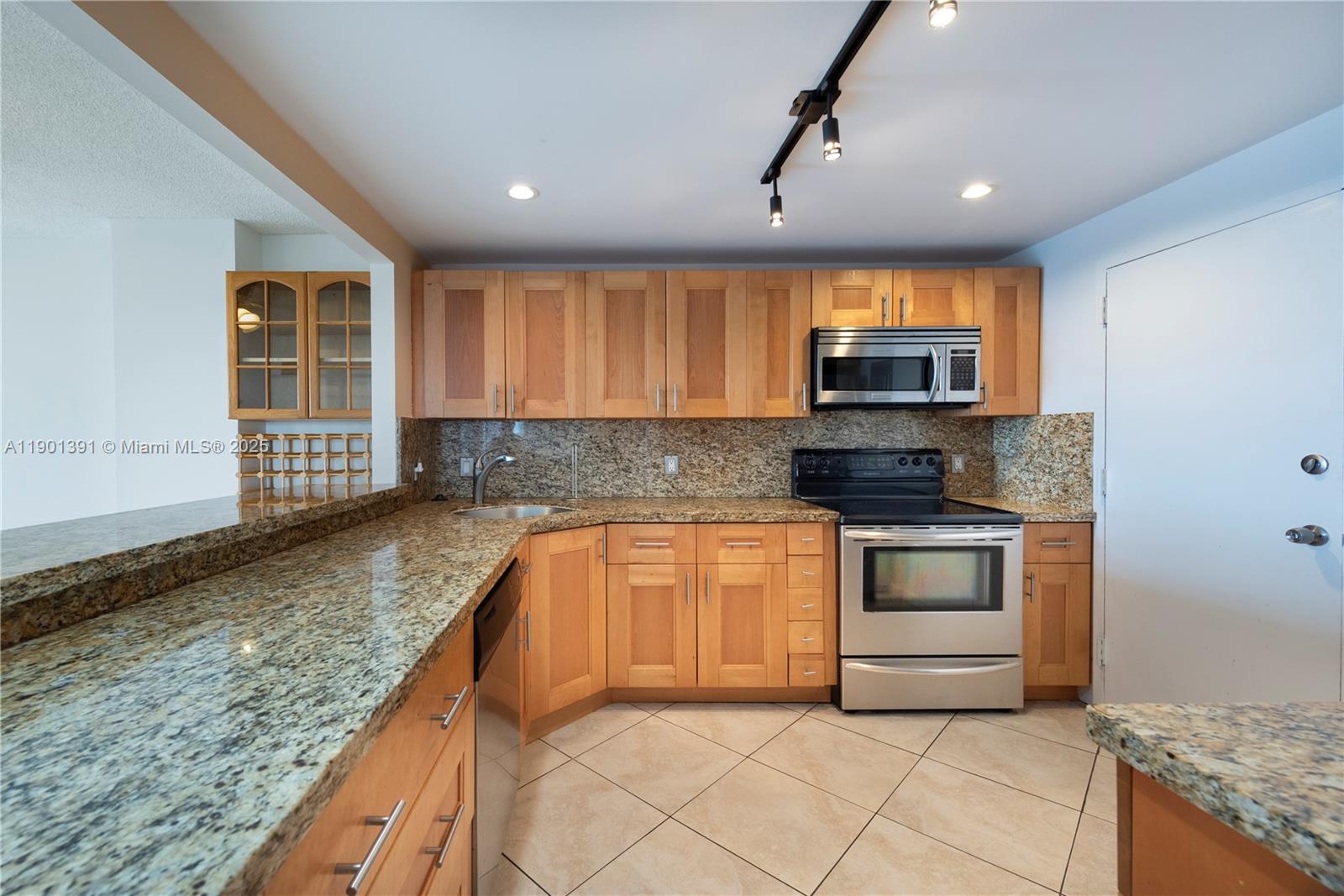 GOLDEN HORN SOUTH CONDO - Residential