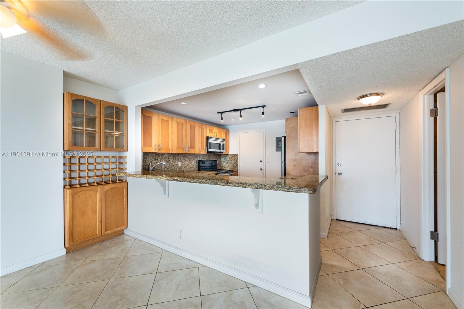 GOLDEN HORN SOUTH CONDO - Residential