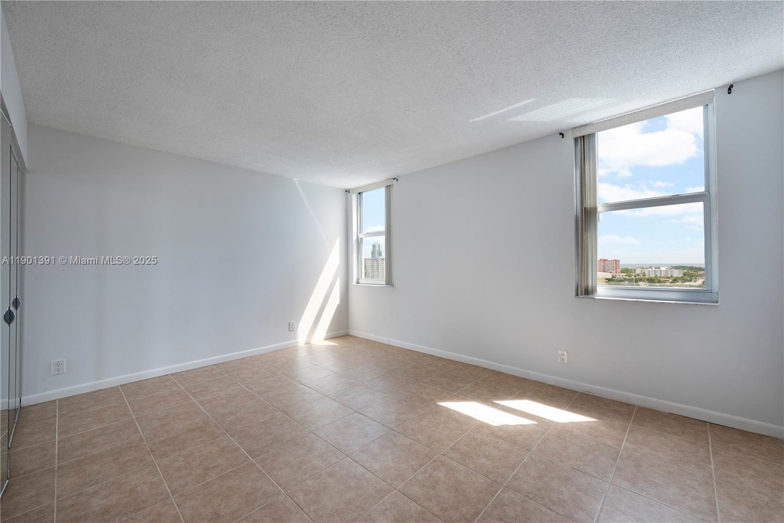 GOLDEN HORN SOUTH CONDO - Residential