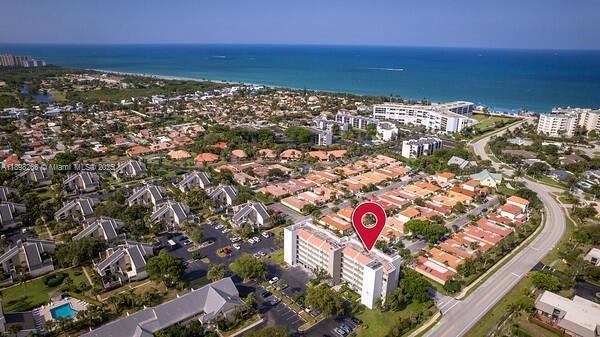 JUPITER OCEAN AND RACQUET - Residential Lease