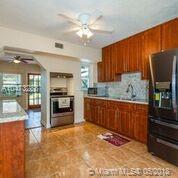 MIAMI GARDENS ESTATES SEC - Residential