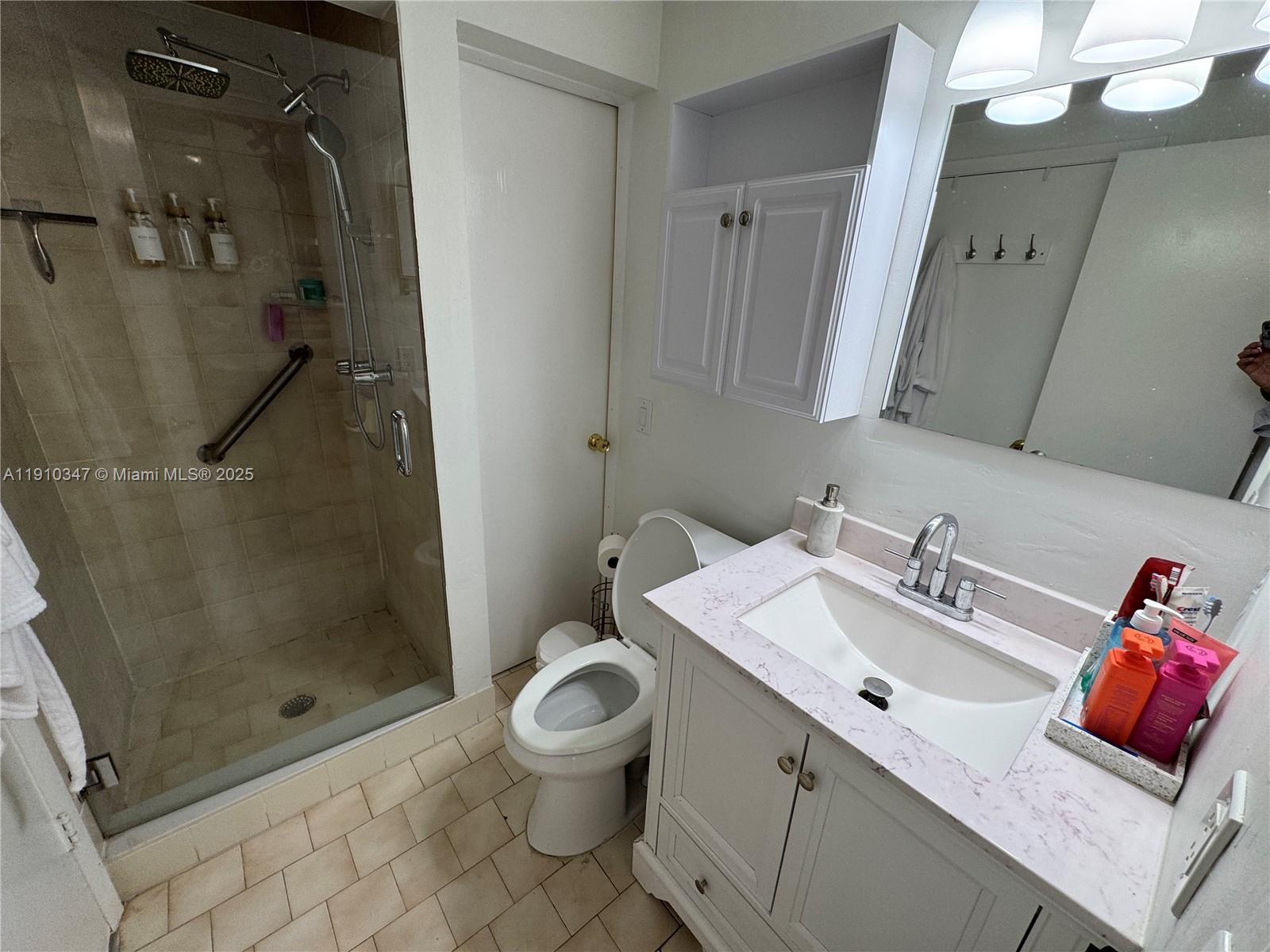 KENDALL FALLS CONDO - Residential Lease