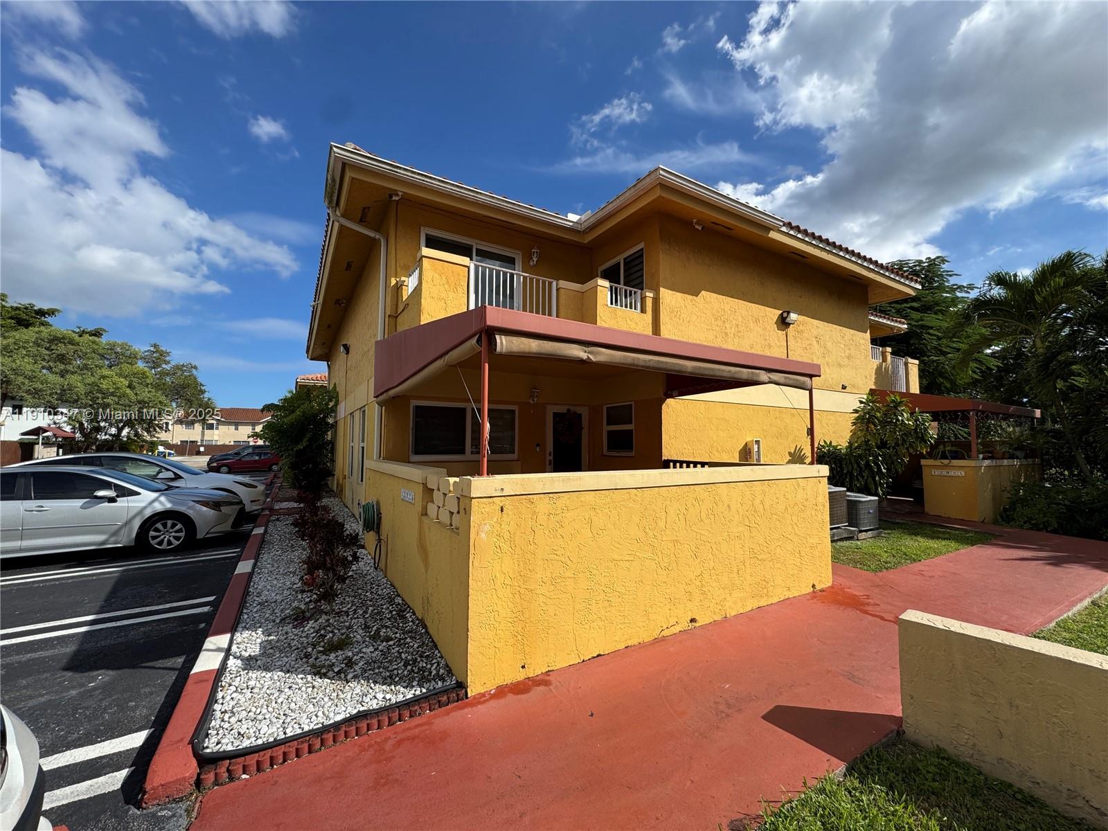 KENDALL FALLS CONDO - Residential Lease