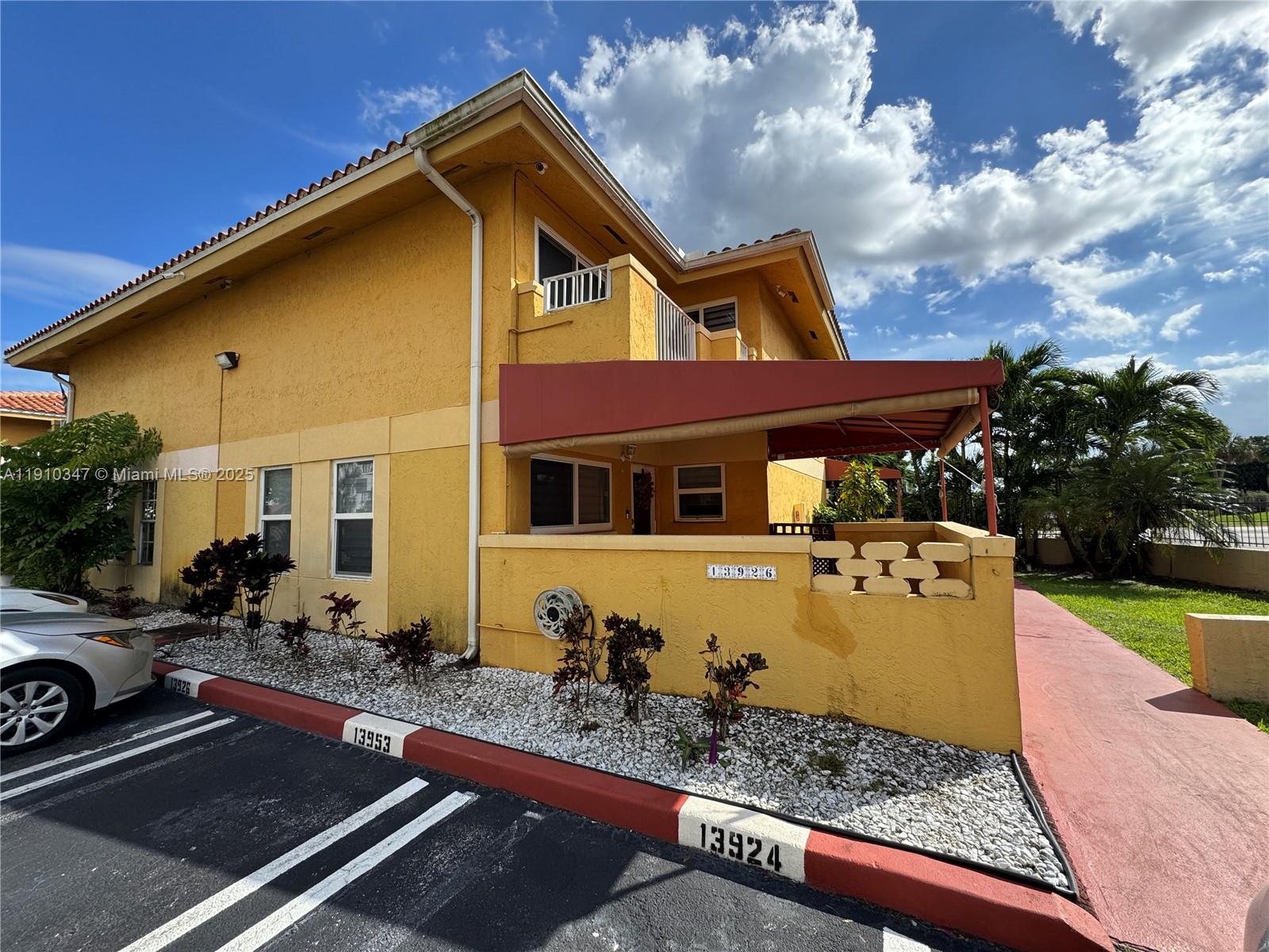 KENDALL FALLS CONDO - Residential Lease