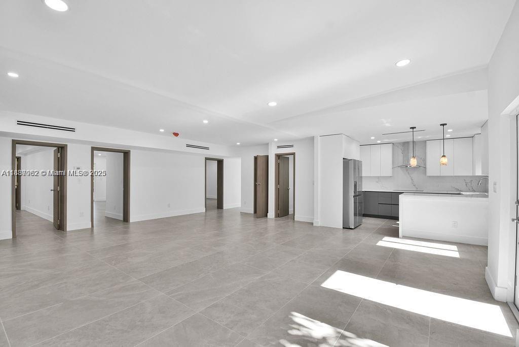 LUDLAM-GROVES - Residential