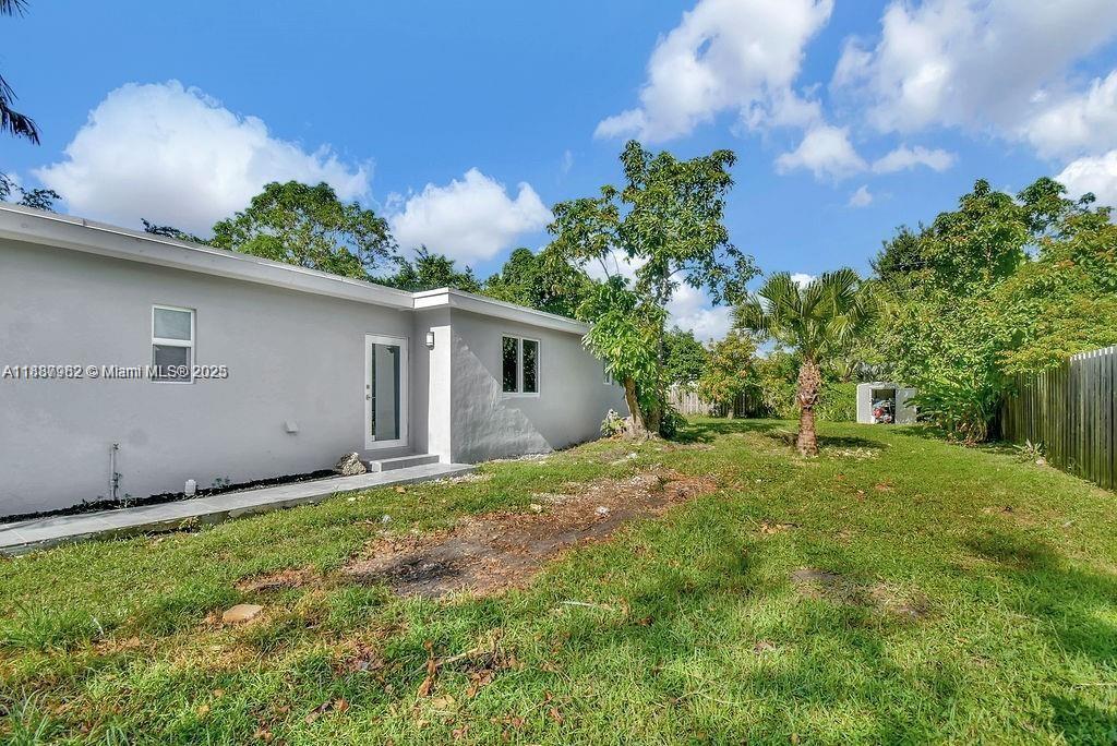 LUDLAM-GROVES - Residential