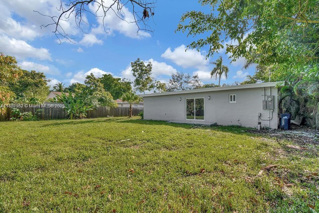 LUDLAM-GROVES - Residential