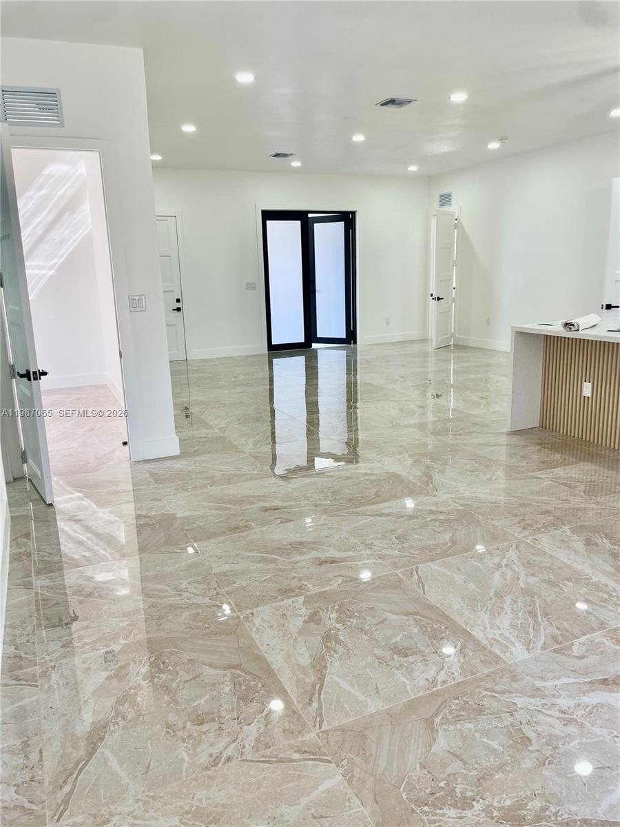 Montura Ranches - Residential Lease