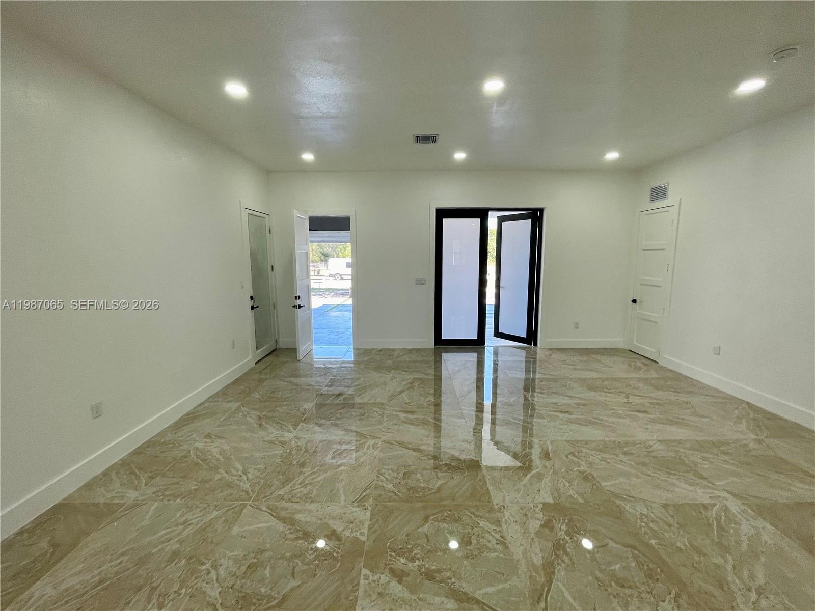 Montura Ranches - Residential Lease