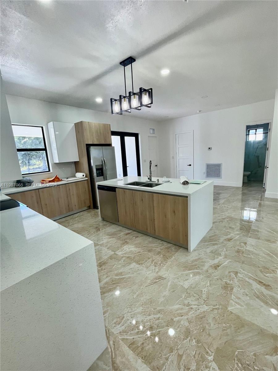 Montura Ranches - Residential Lease