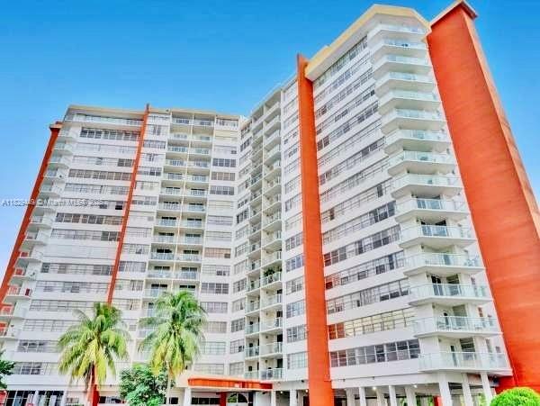 1301 NE Miami Gardens Dr 801W
