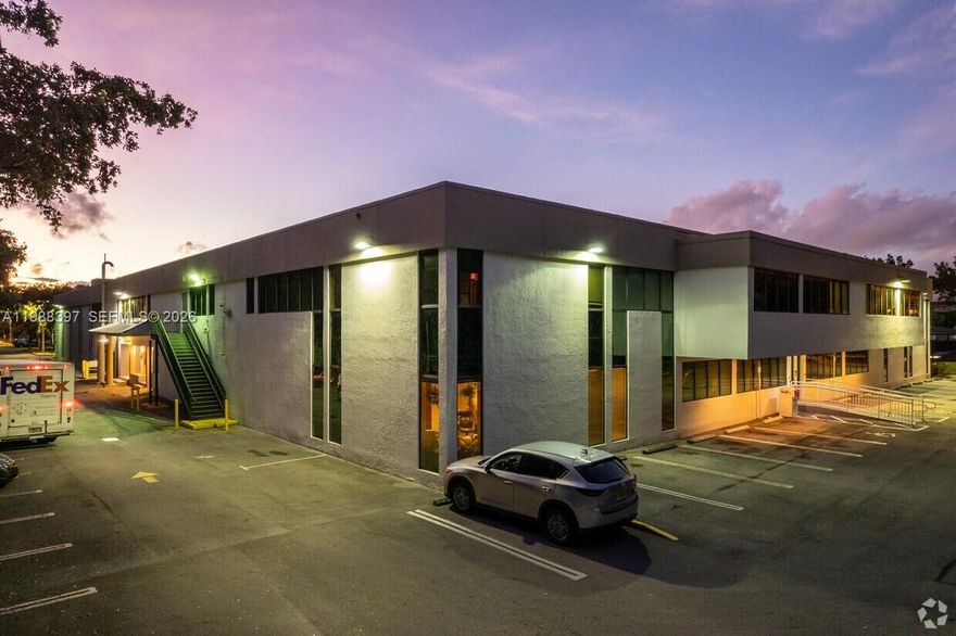 Coconut Grove office/medical space available. Full service lease, rate includes: electricity, janitorial, and parking. No building A/C hours. Parking is first-come-first-serve.