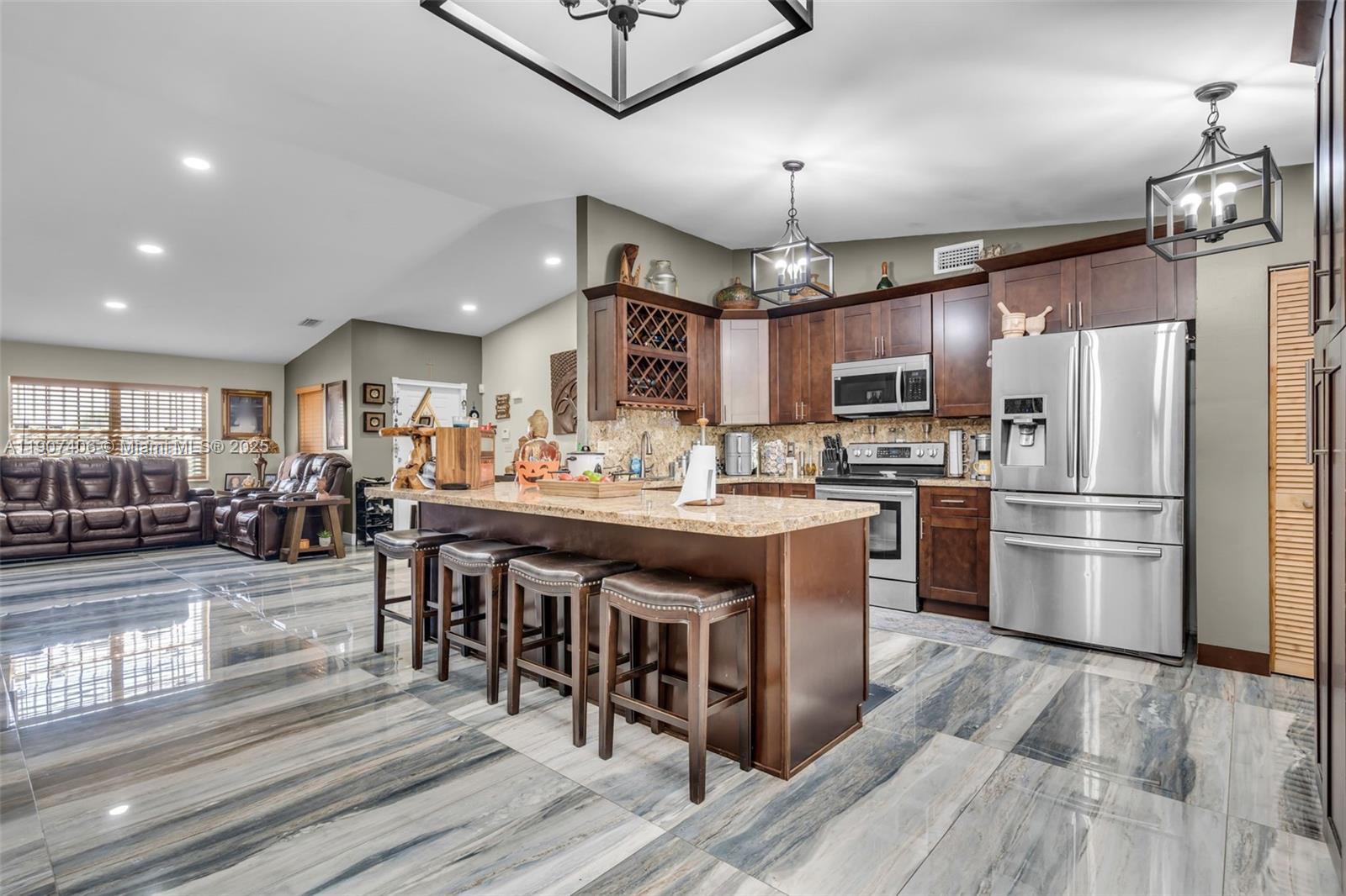 MEADOW WOOD MANOR SEC 10 - Residential