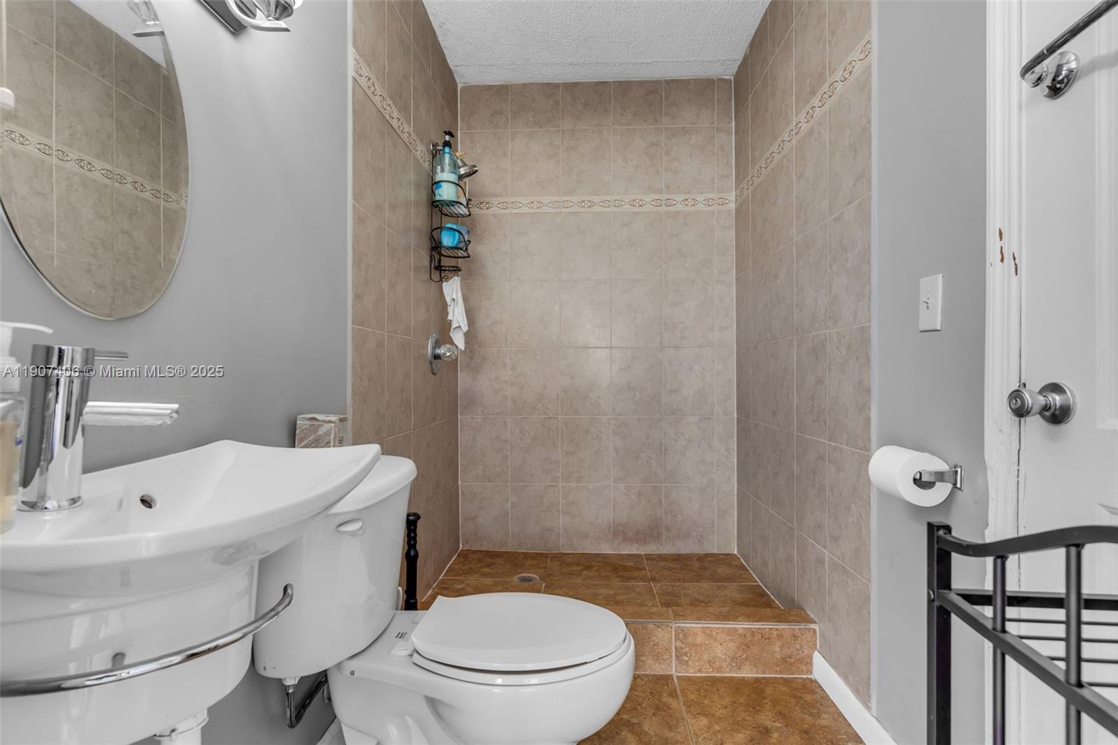 MEADOW WOOD MANOR SEC 10 - Residential