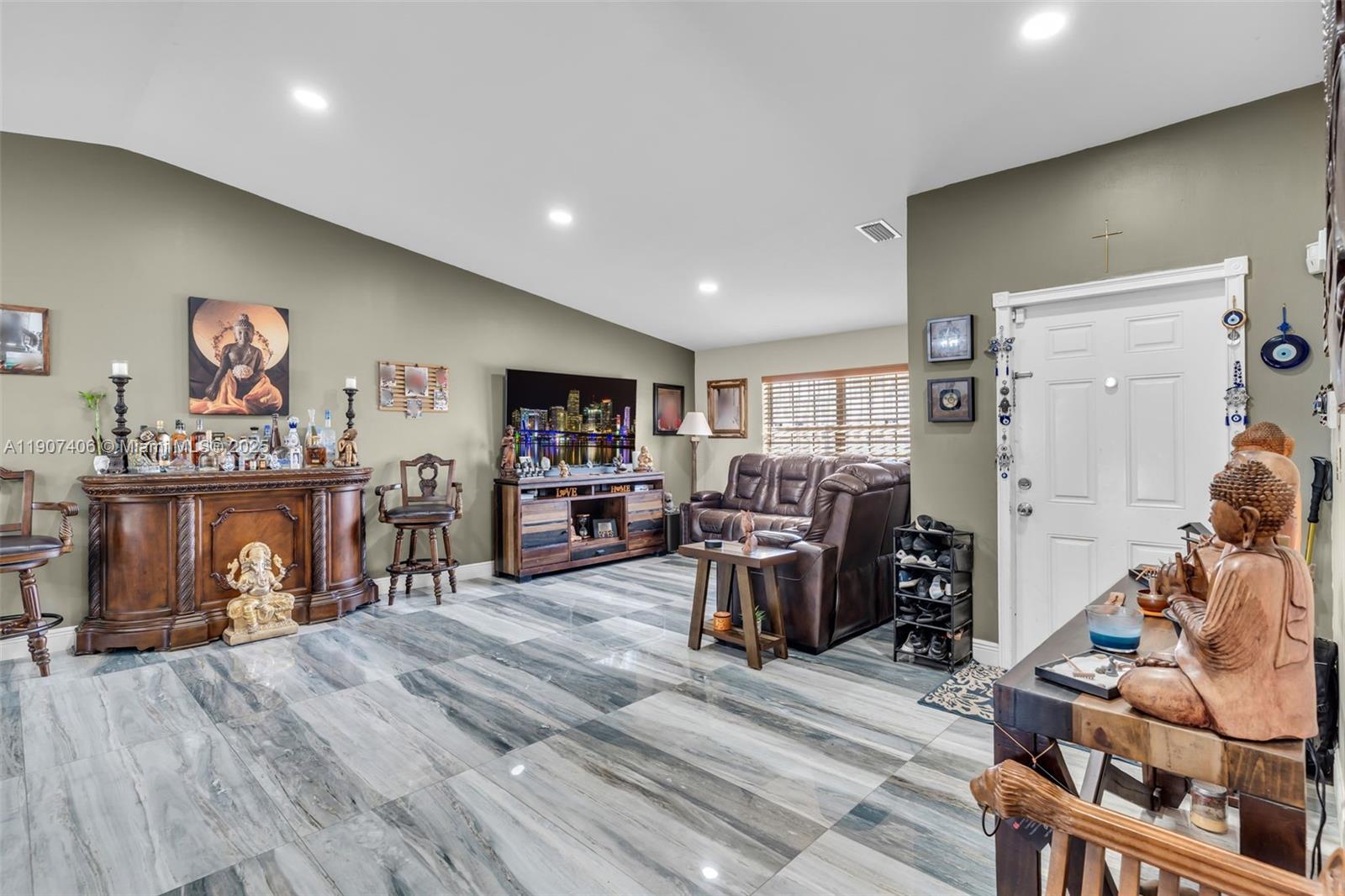 MEADOW WOOD MANOR SEC 10 - Residential