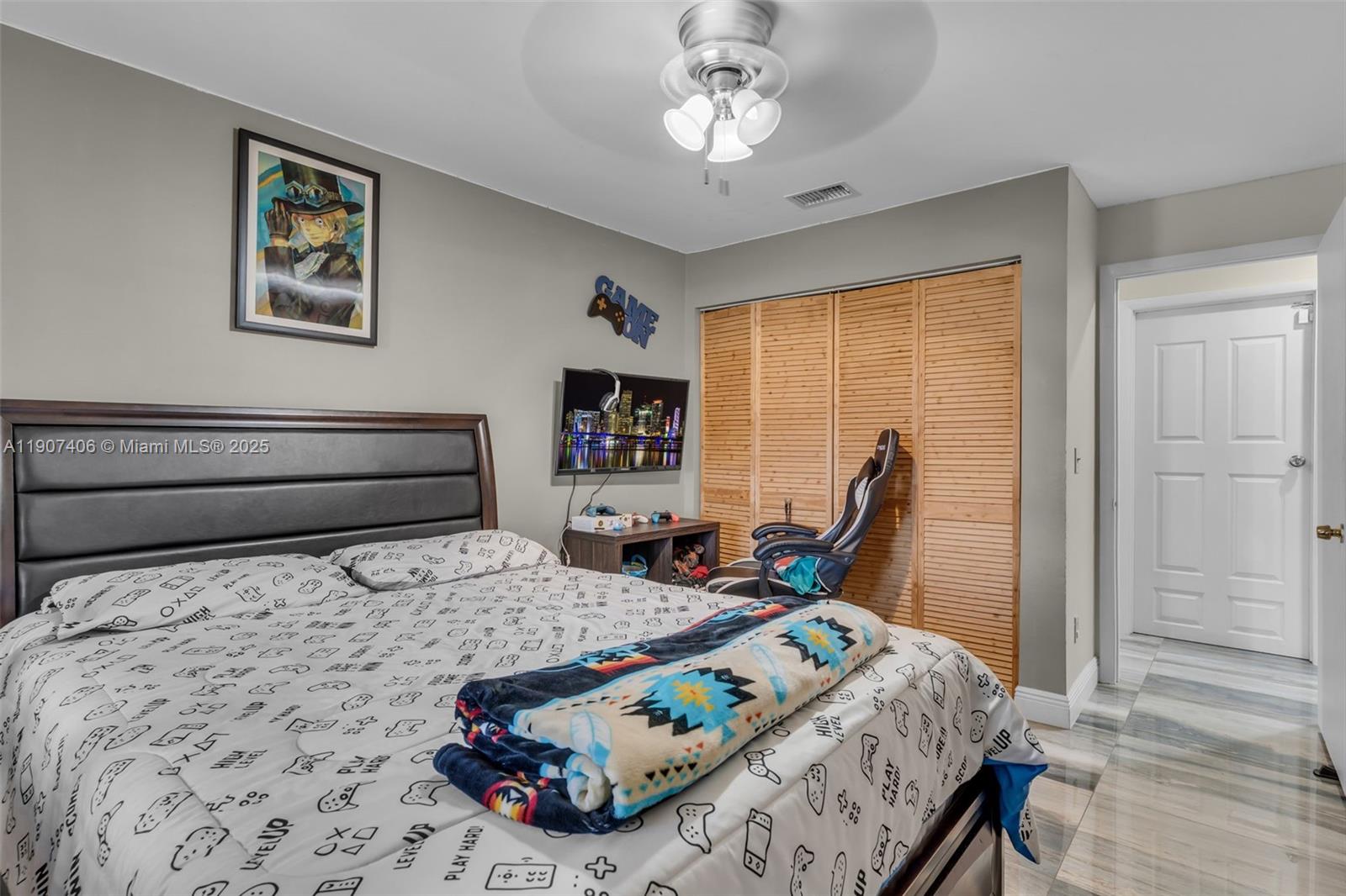 MEADOW WOOD MANOR SEC 10 - Residential