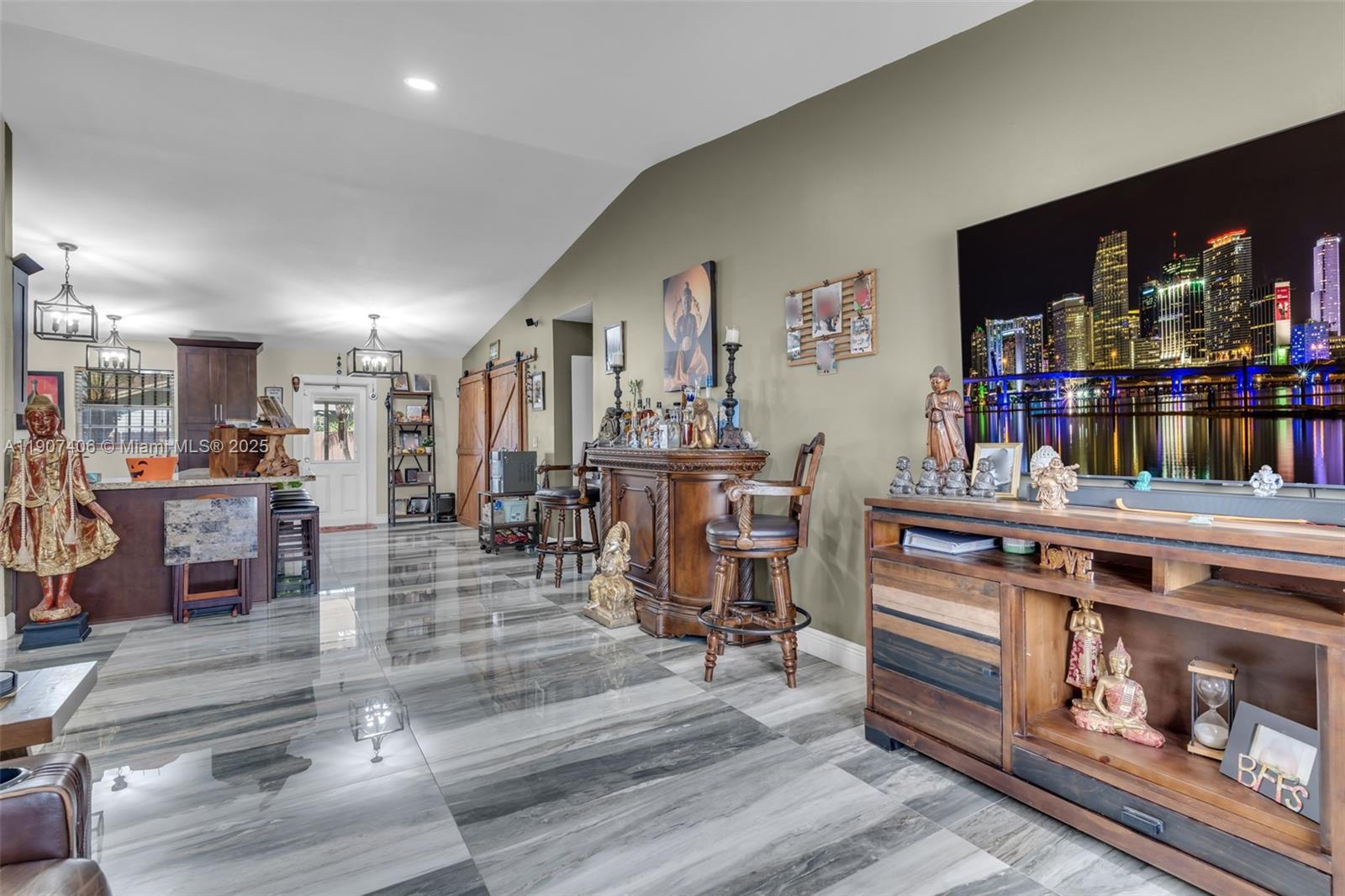 MEADOW WOOD MANOR SEC 10 - Residential