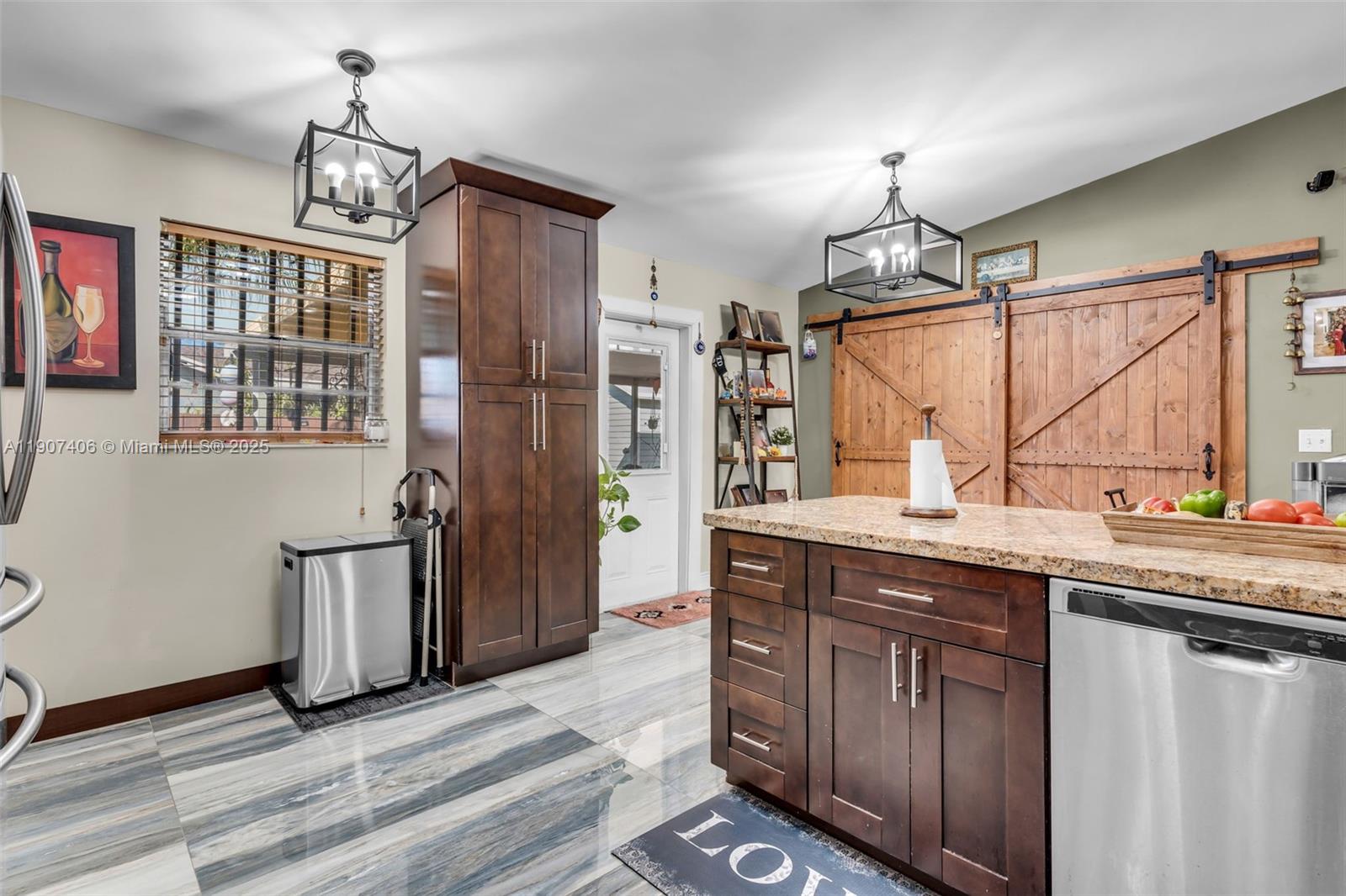 MEADOW WOOD MANOR SEC 10 - Residential