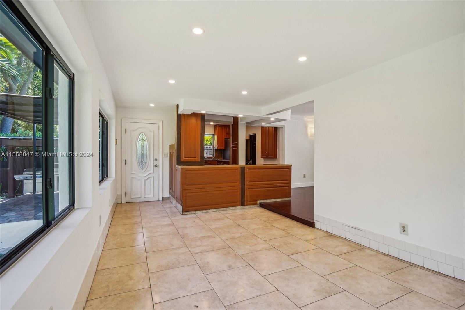 MIAMI SHORES SEC 6A - Residential