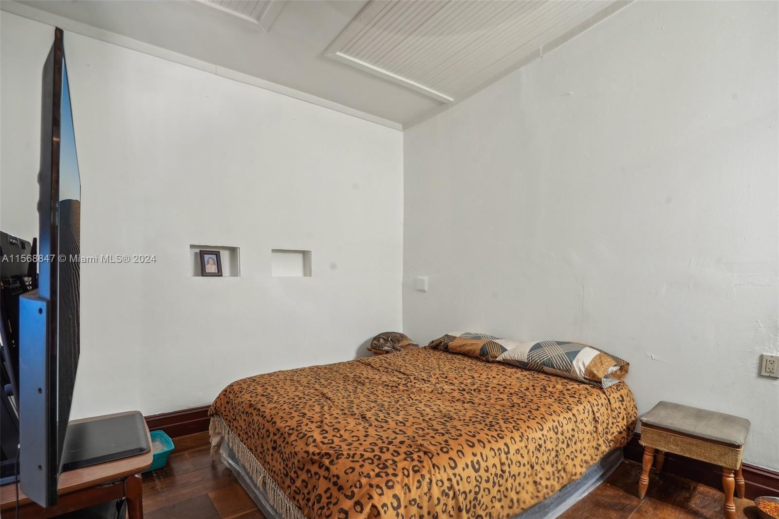 MIAMI SHORES SEC 6A - Residential