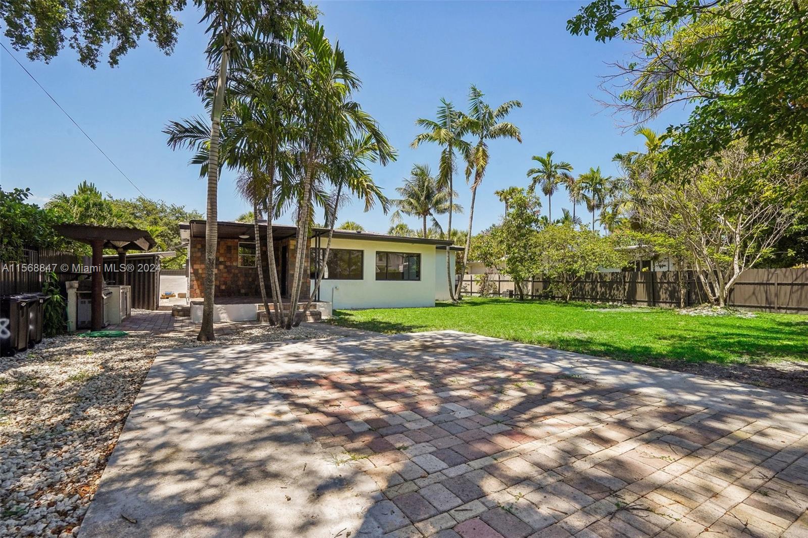 MIAMI SHORES SEC 6A - Residential