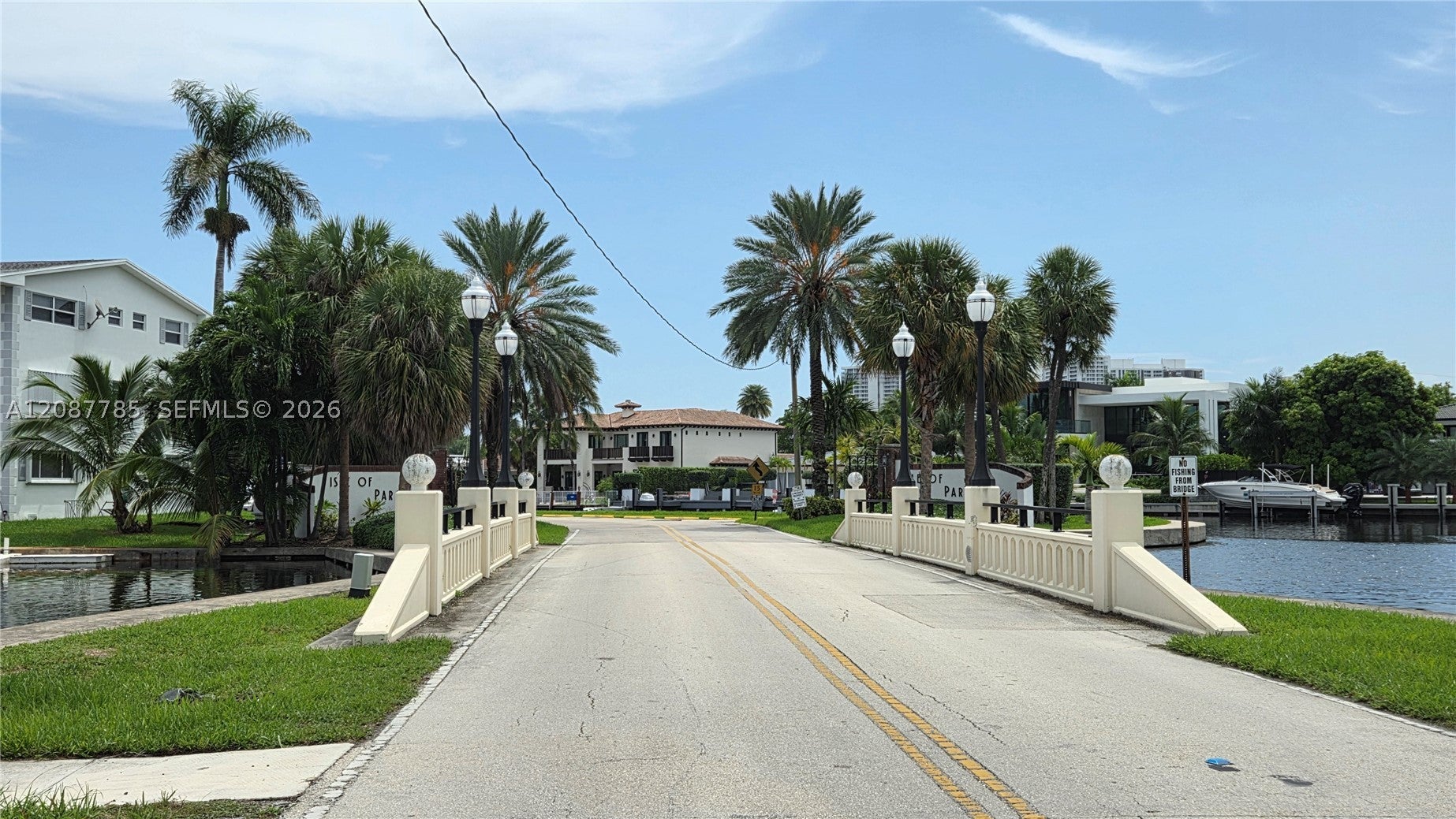 450 Paradise Isle Blvd 109