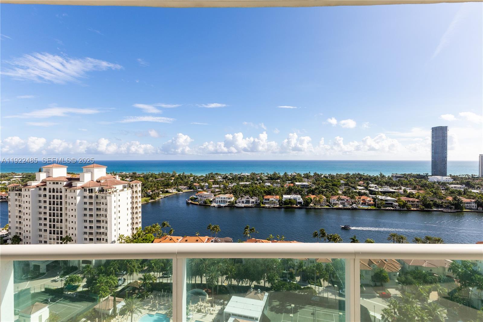 TOWERS OF PORTO VITA-SOUT - Residential