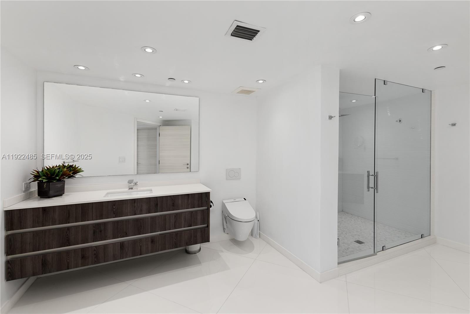 TOWERS OF PORTO VITA-SOUT - Residential