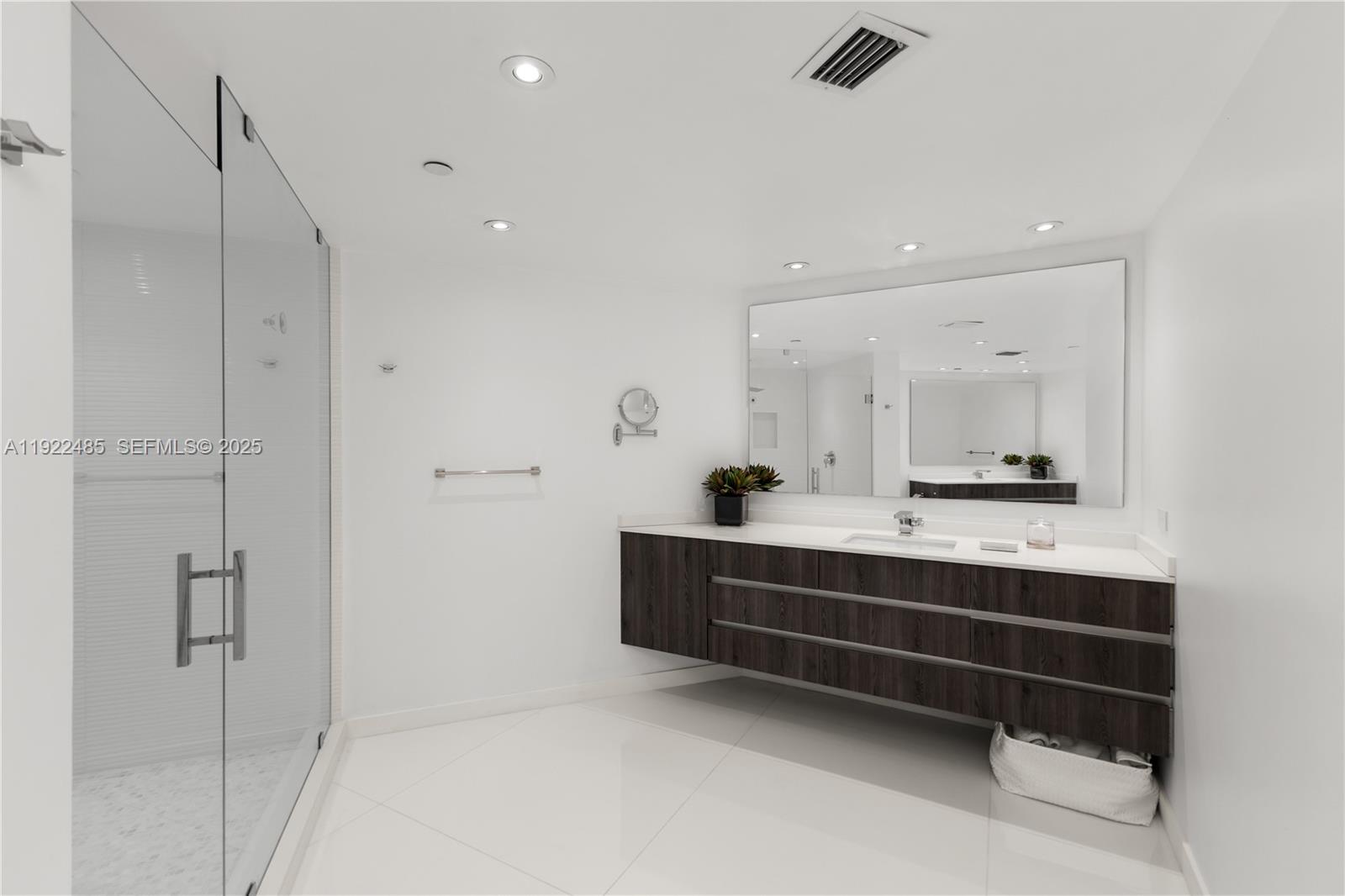 TOWERS OF PORTO VITA-SOUT - Residential