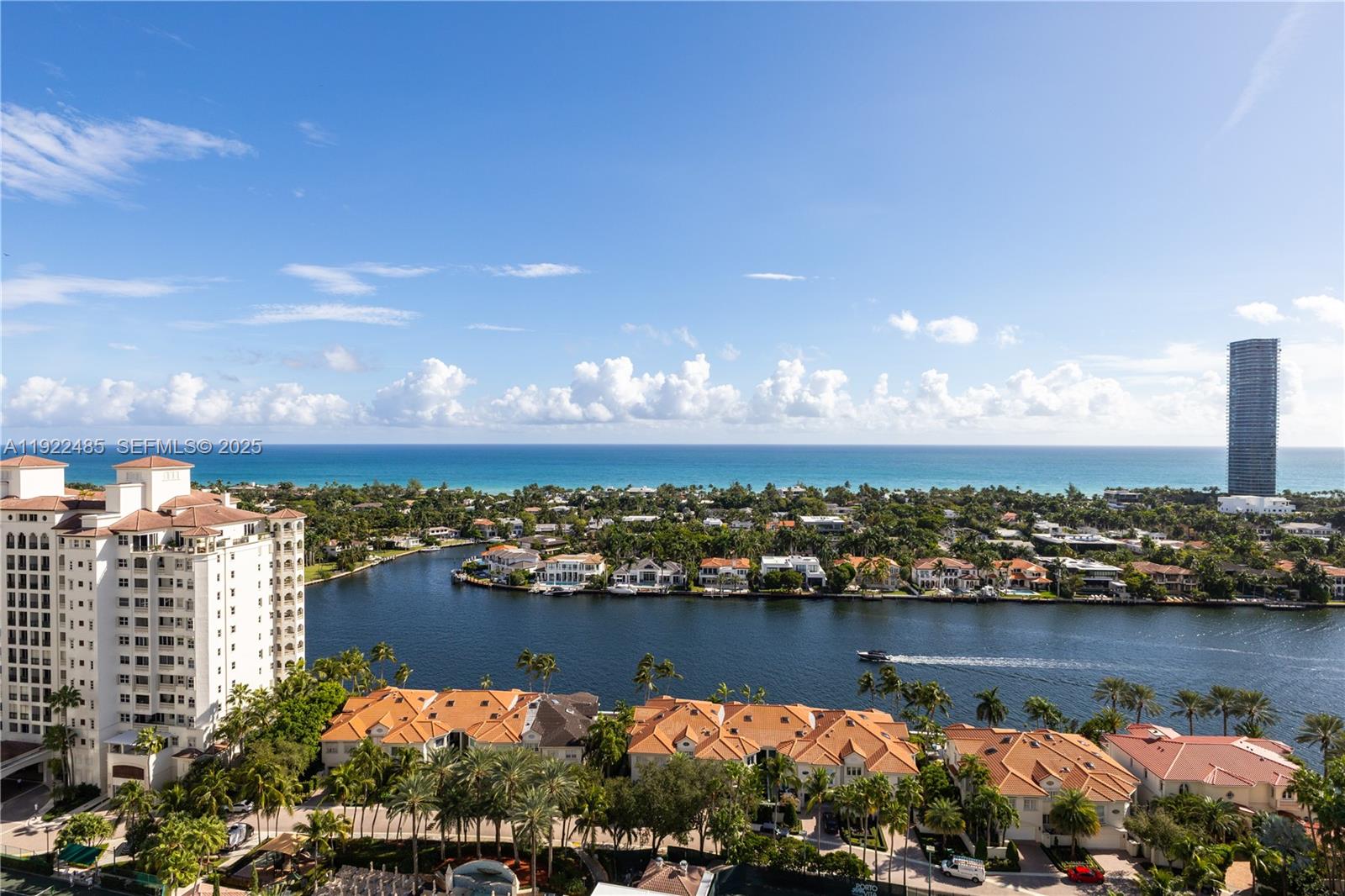 TOWERS OF PORTO VITA-SOUT - Residential