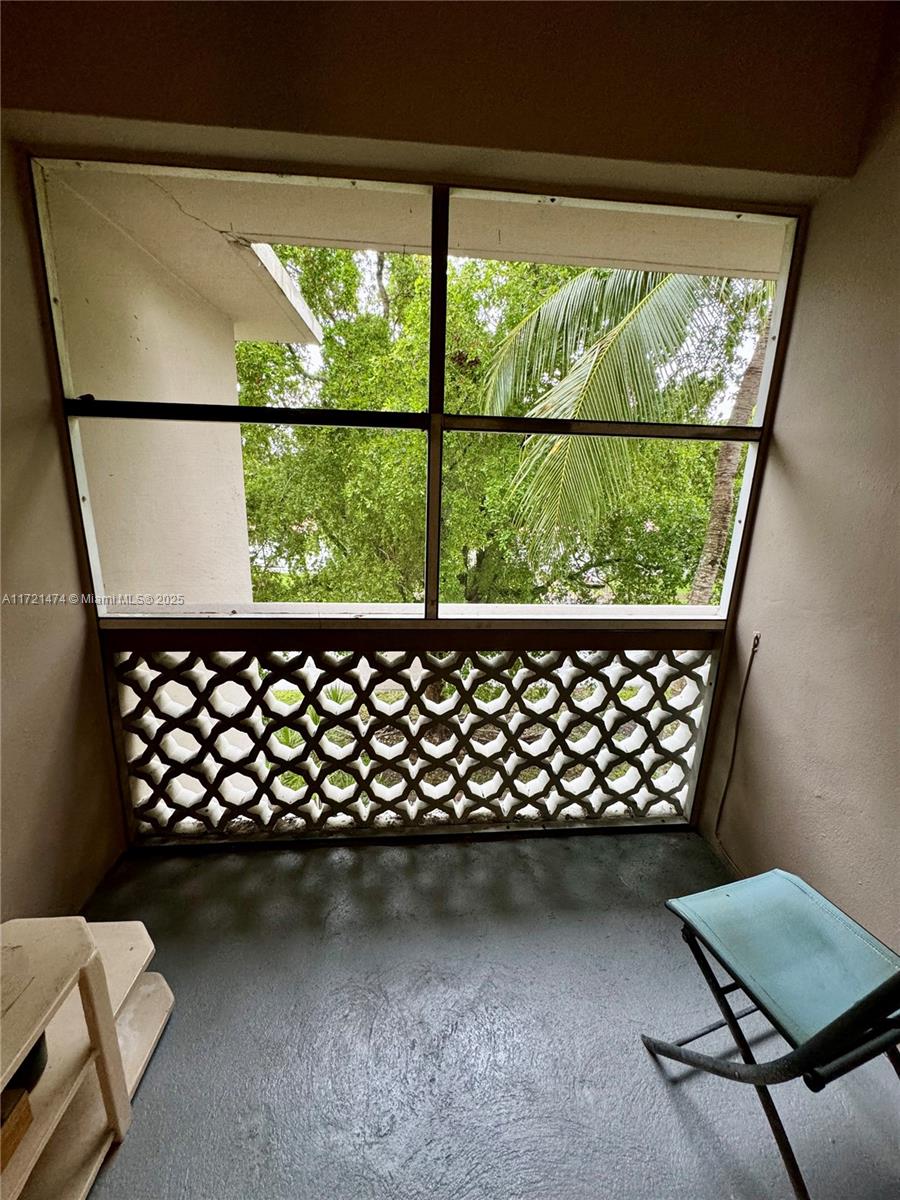 SANTONA CONDO - Residential