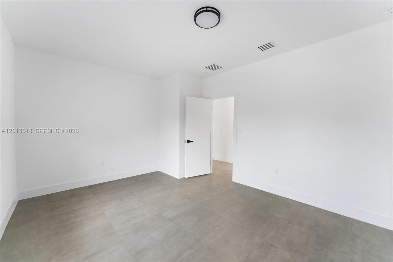 ALHAMBRA HEIGHTS SEC 2 - Residential Lease