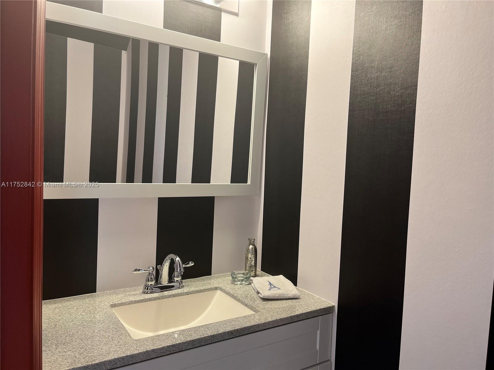 SECTORS 3 & 4 BOUNDARY PL - Residential