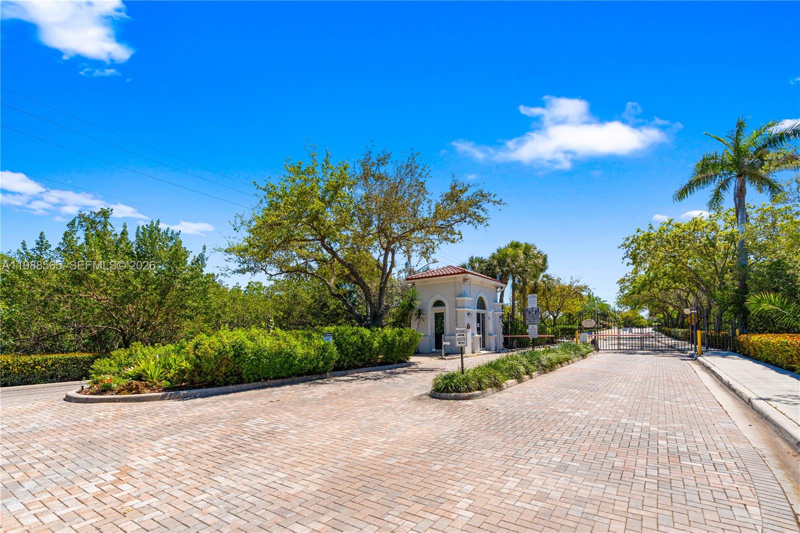 WEST LAKE VILLAGE PLAT - Residential