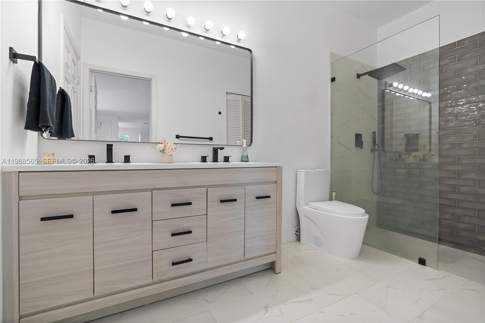 WEST LAKE VILLAGE PLAT - Residential