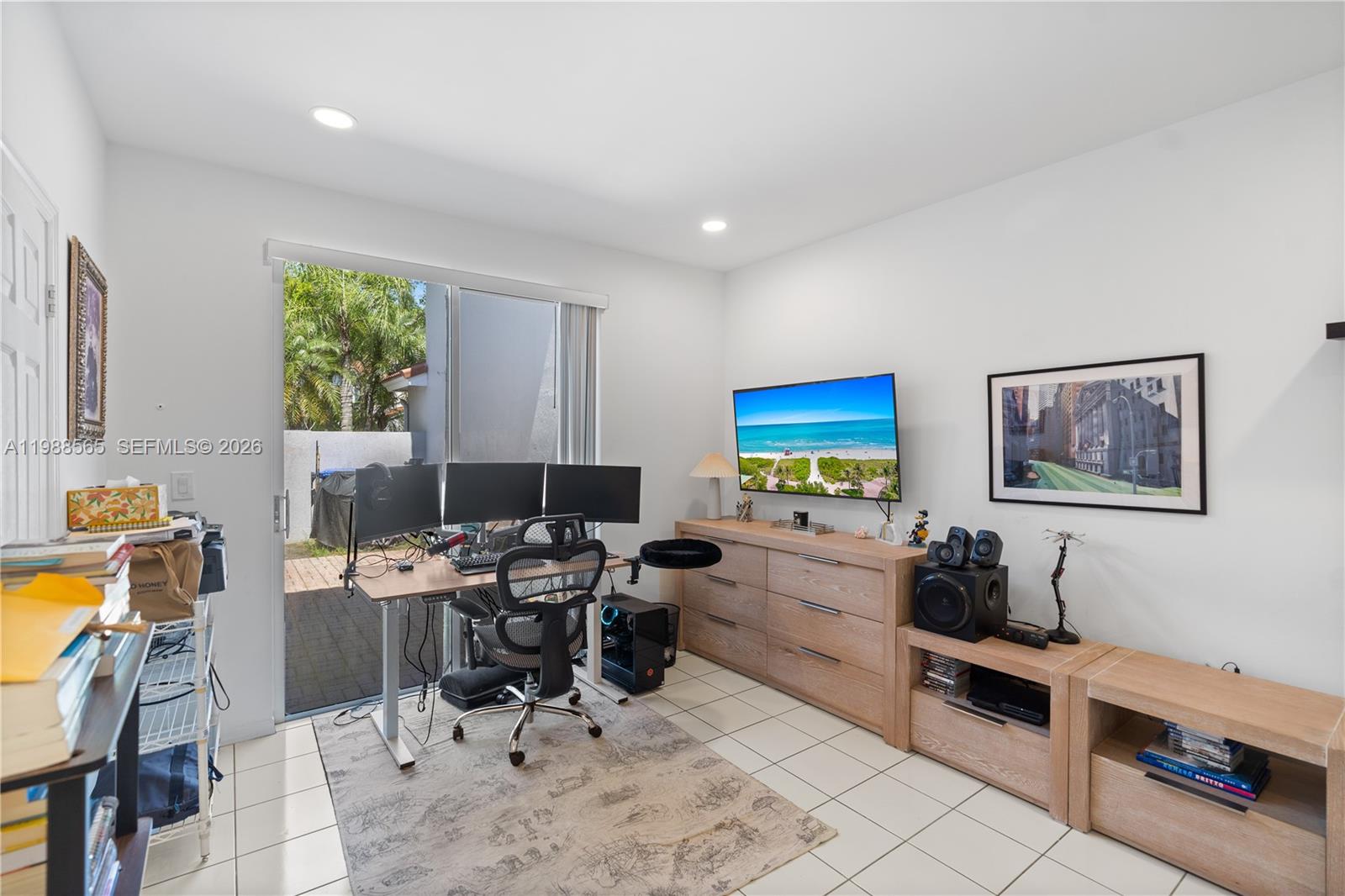 WEST LAKE VILLAGE PLAT - Residential