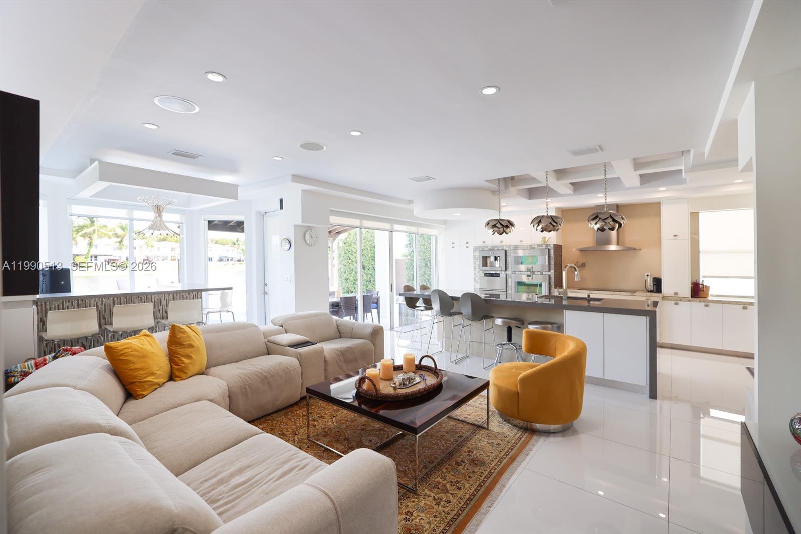 DORAL ISLES CATALINA - Residential