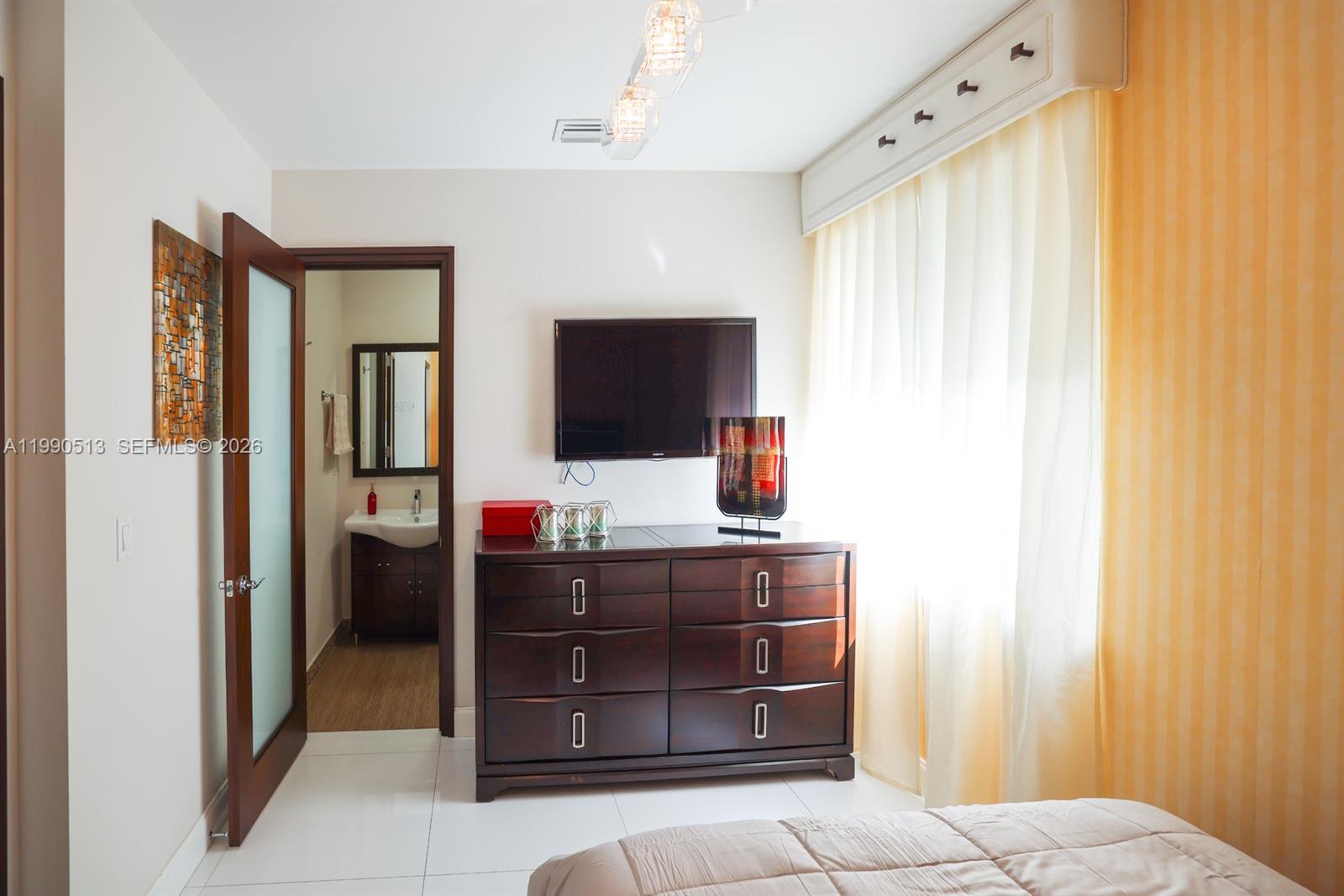 DORAL ISLES CATALINA - Residential