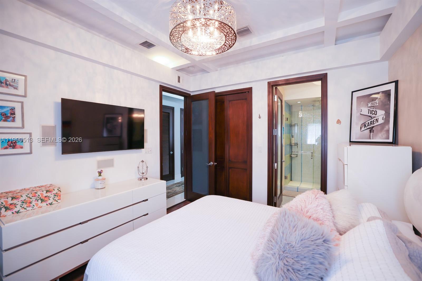 DORAL ISLES CATALINA - Residential