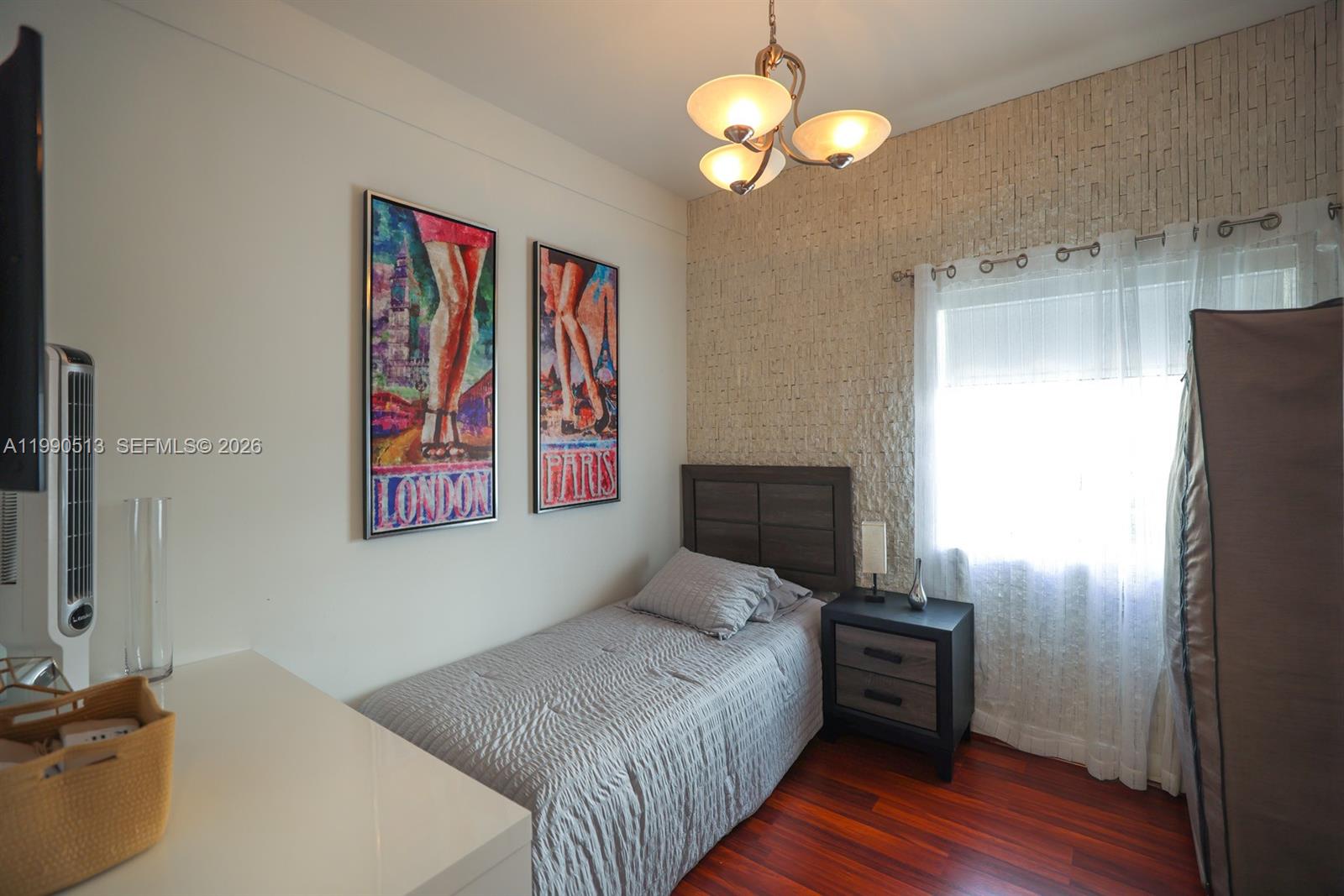 DORAL ISLES CATALINA - Residential