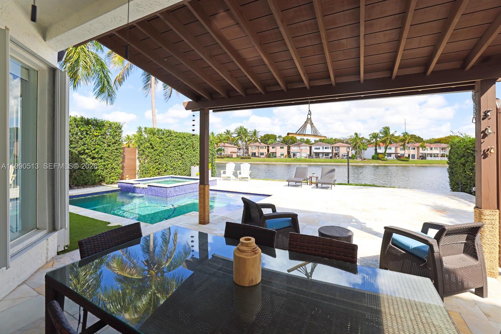 DORAL ISLES CATALINA - Residential