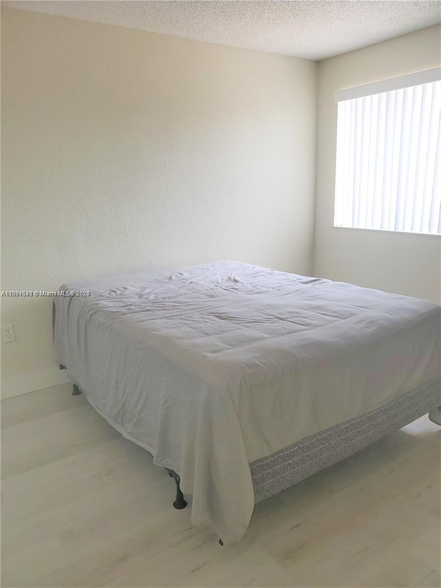 VISTA ALEGRE TOWNHOMES VI - Residential Lease