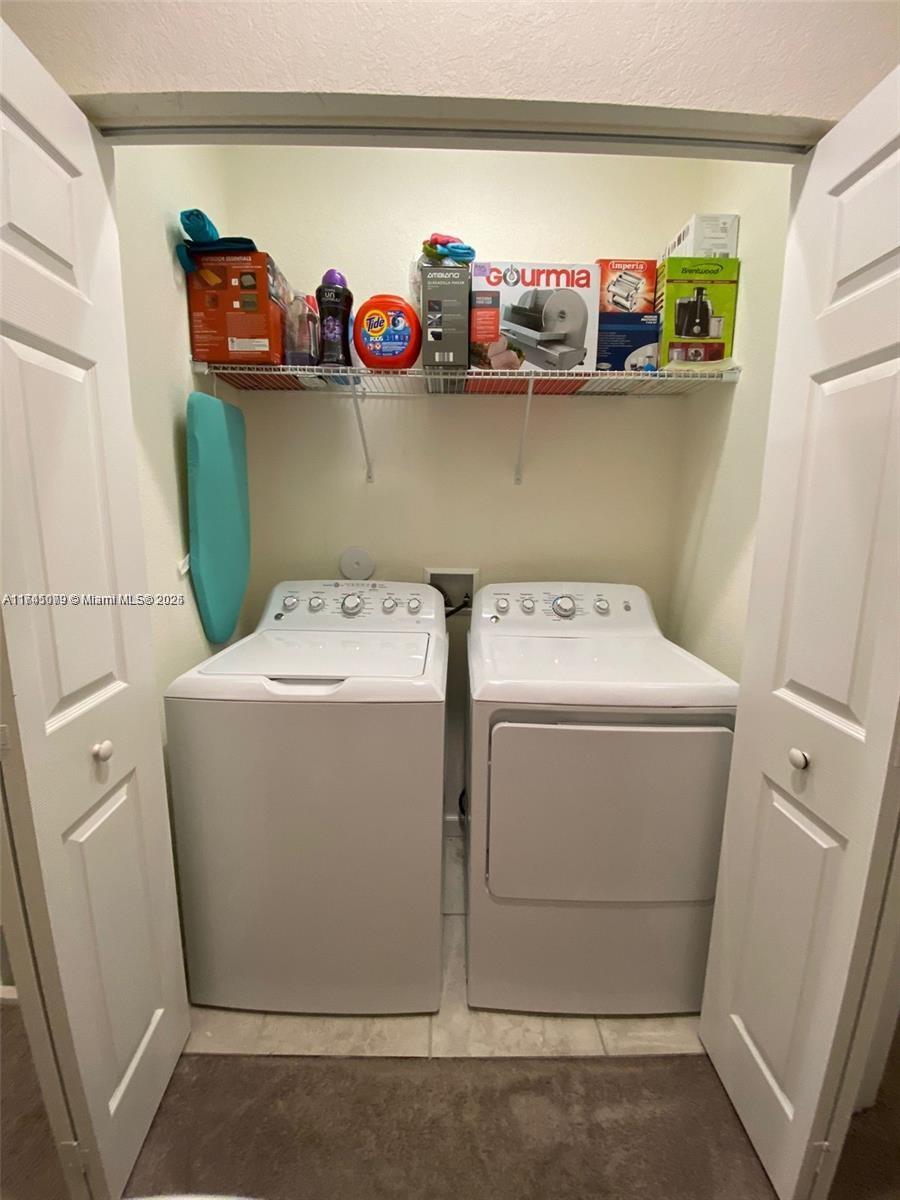 AQUABELLA SECTION ONE - Residential