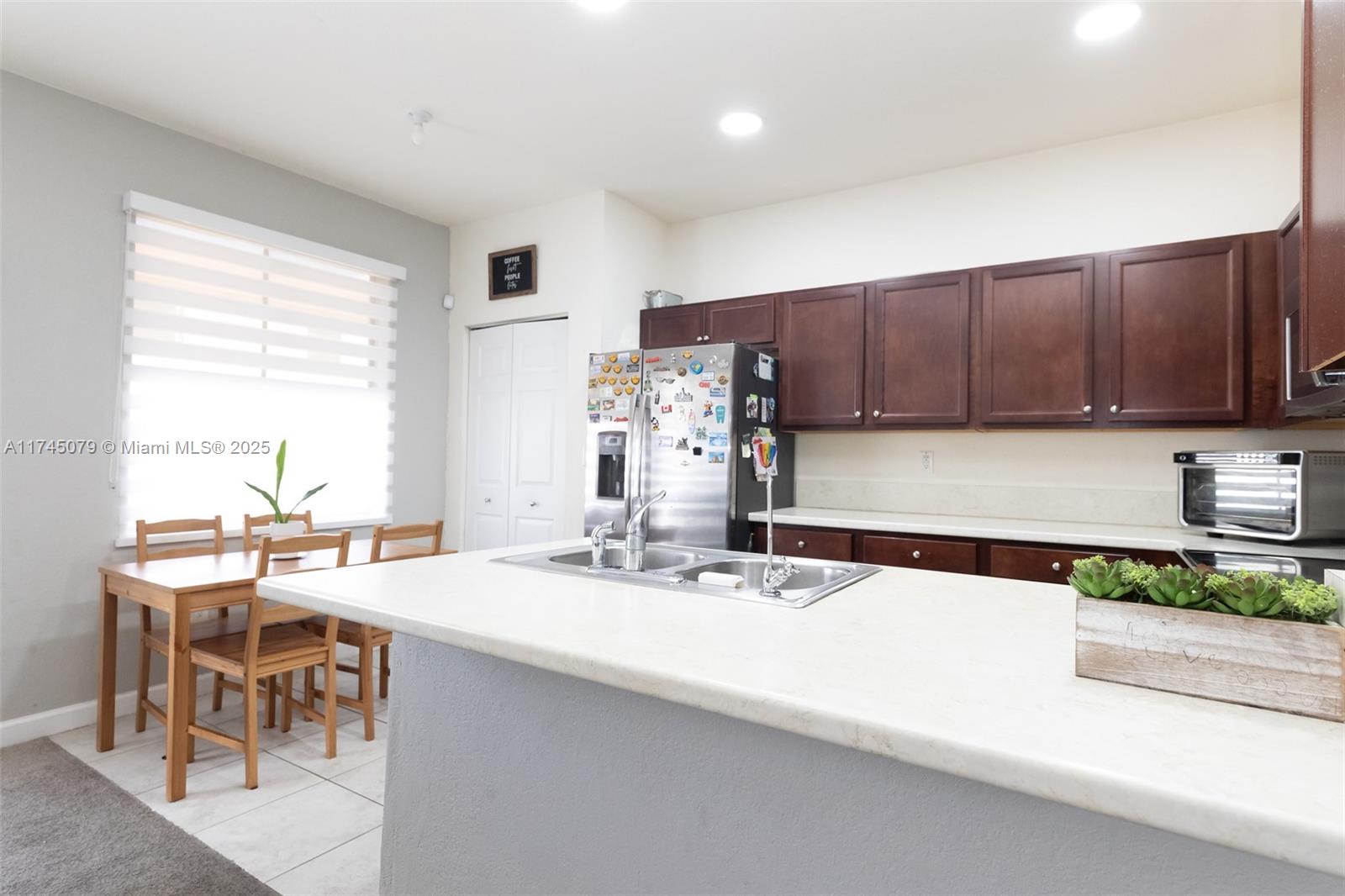 AQUABELLA SECTION ONE - Residential