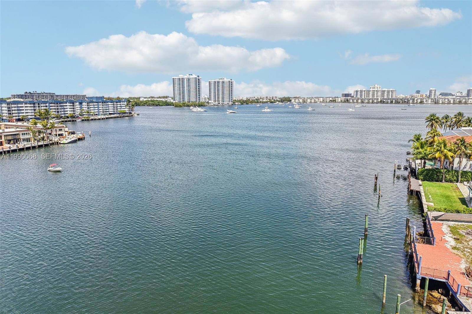 STRATFORD HOUSE CONDO - Residential