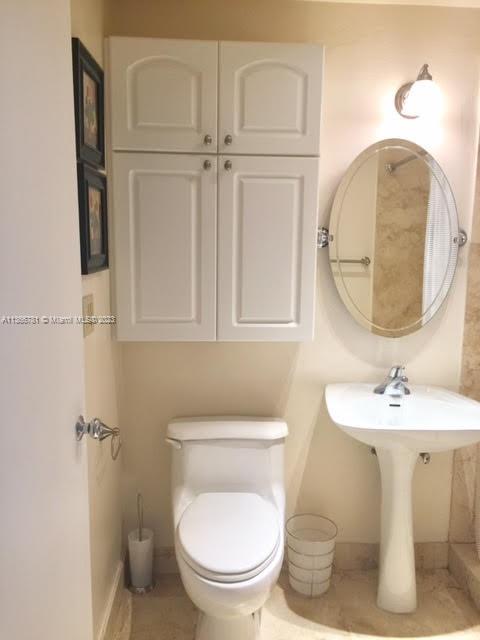 BRICKELL BAY TOWER CONDO - Residential Lease