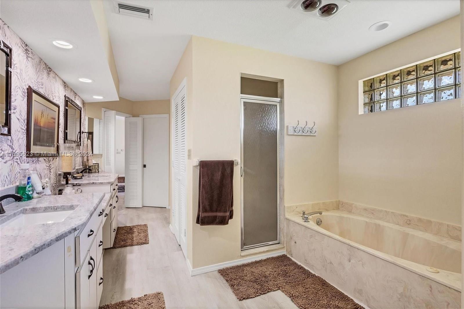 Lake Suzy Estates - Residential